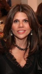 Janet Etessami - Real Estate Broker in Great Neck, NY