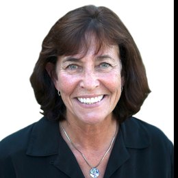 Linda Freitas - Broker/Owner in San Diego, CA