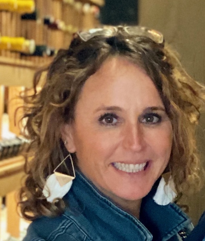 Jennifer Governal - Realtor in KS