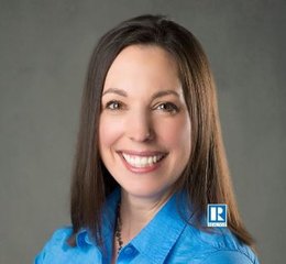 Lisa Gold - Agent in Menomonee Falls, WI