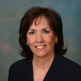 Sandra Gerstman in Winnetka, IL