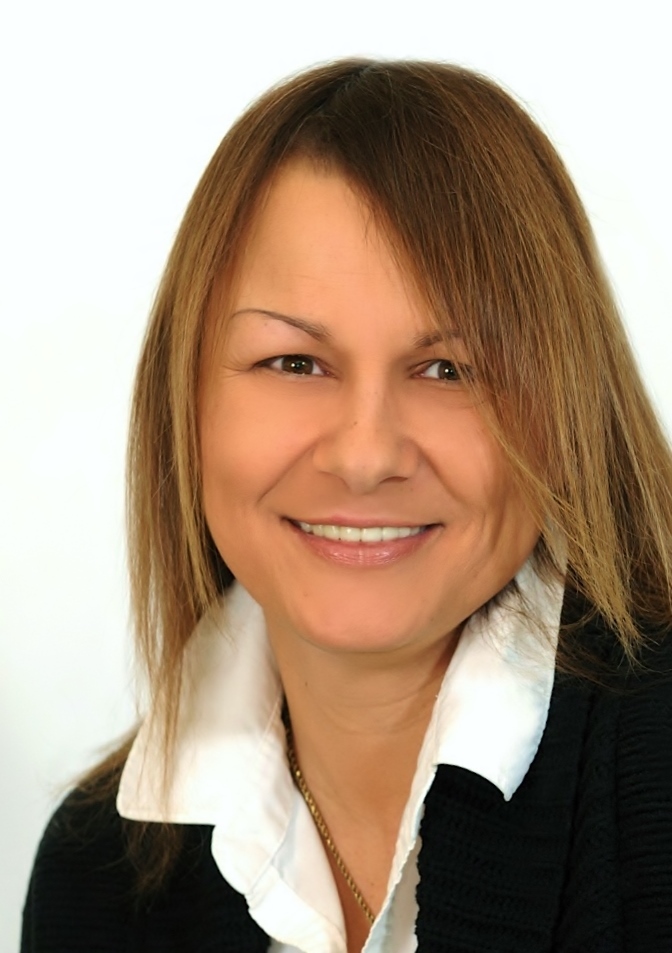 Regina Petry - Real Estate Salesperson in Pompton Plains, NJ