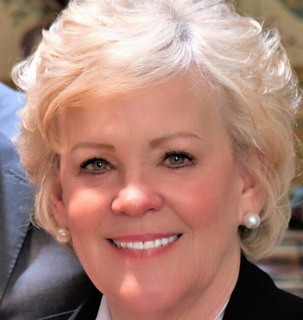 Debbie H Florendo in Franklin, TN