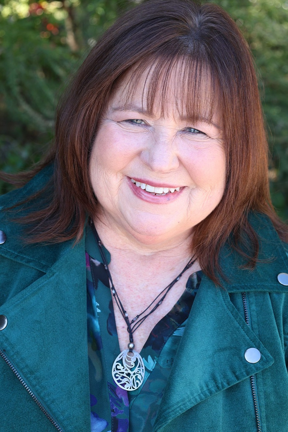 shannon-reddy-hughes-sales-associate-real-estate-professional-in