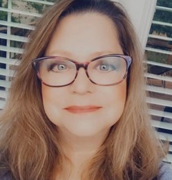 Susanne Flynn - Managing Broker in Hendersonville, TN