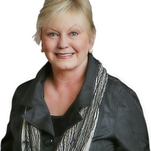 Gloria Armfield in Middleburg, VA