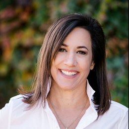 Ileana Lee - Agent in CA