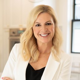 Julie Hazel - Broker in Bixby, OK
