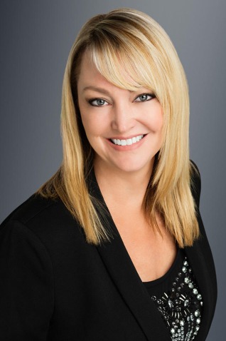 Veronica Lee - Sales Associate in Huntington Beach, CA