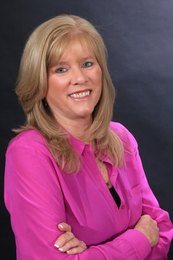 Leslie Kreuzberger - Real Estate Professional in Santa Clarita, CA