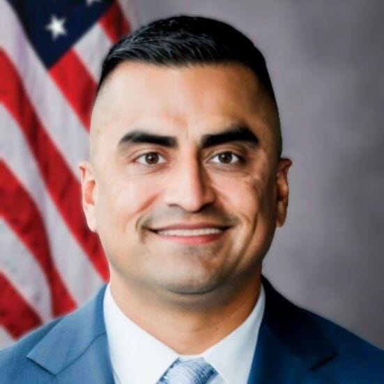 Oscar Rodriguez - U.S. Marine Veteran Realtor in Tracy, CA