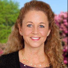 Lauren Napoli - Agent in New Canaan, CT