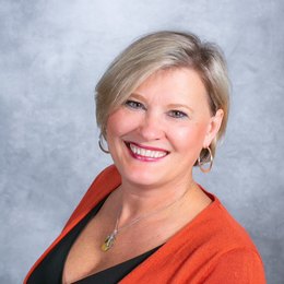 Nancy Swanson - Agent in Spicer, MN