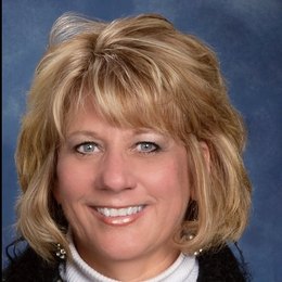 Patti L. Johnson - Broker Associate in Lexington, NE