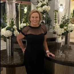 Pamela Modisett - Broker Associate in Lakewood Ranch, FL