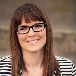 Who Is Lyndsay Lamb? From TV Personality to Business Maven 4 lyndsay lamb