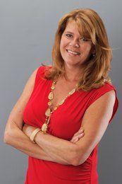 Jodi Myers - Broker Associate in Reddick, IL