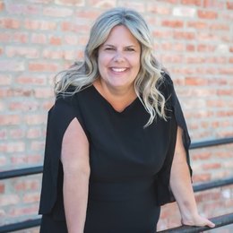 Sara Latta - Broker in Plainfield, IL