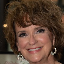 Karin Nihls - Agent in Birmingham, MI