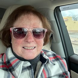 Sandra Lopatka - Broker Associate in Strongsville, OH