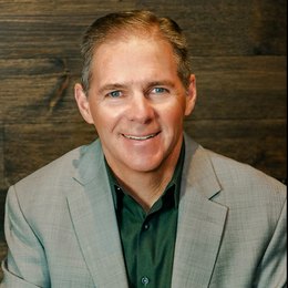 Paul Liebe - Broker/Owner in Oconomowoc, WI