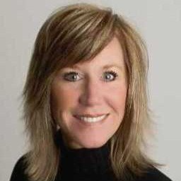 Holli Nelson - Broker/Owner in Scottsbluff, NE