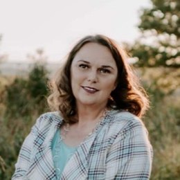 Shanda Horne - Broker Associate in St. Robert, MO