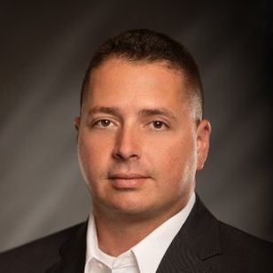 Jonathan Quinones - Realtor in Saint Robert, MO