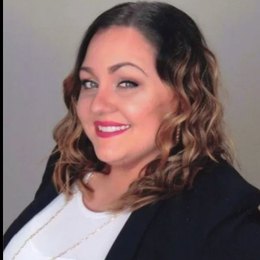 Stephanie Yacobozzi in PA