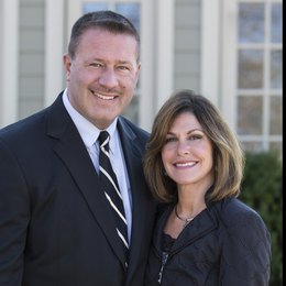 Renee Przysiecki - Broker in Pinckney, MI