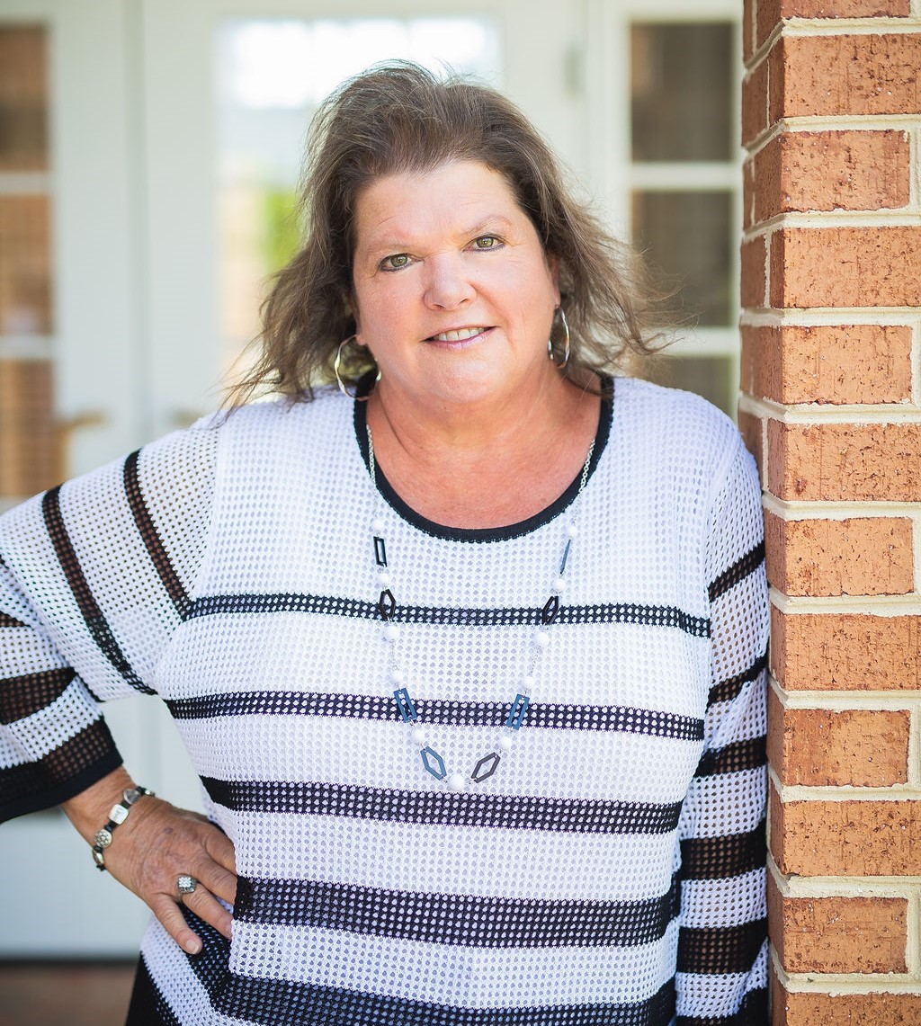 Rhonda Shelton - Sales Associate in Chesapeake, VA