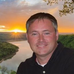 Randall Nichols - Broker/Owner in Fairfield Bay, AR