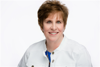 Peggy Warfield - Agent in Elk River, MN