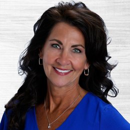 Lisa Warden - Agent in Green Bay, WI