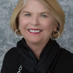 Leslie Prinz - Realtor in Bonita Springs, FL