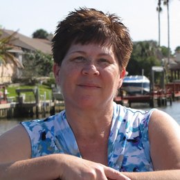 Tina Johnson - Agent in Gainesville, FL