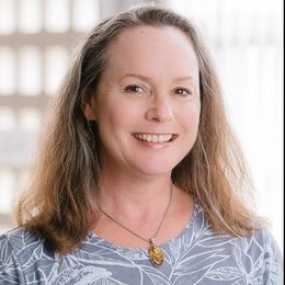 Tawny Jade Bergman - Broker/Owner in Papaikou, HI
