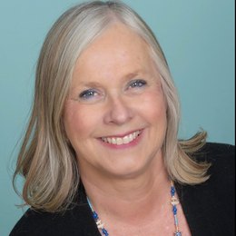 Jayda Wood - Broker in Jacksonville, OR