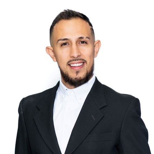 Marco Altamirano in Yorkville, IL