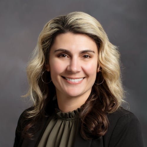 Stefanie Pinheiro in Gilroy, CA