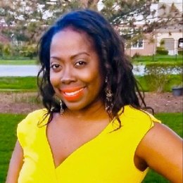Janeen Dewalt in Oak Lawn, IL