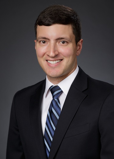 Ethan P. Lindauer - Managing Associate in Chicago, IL