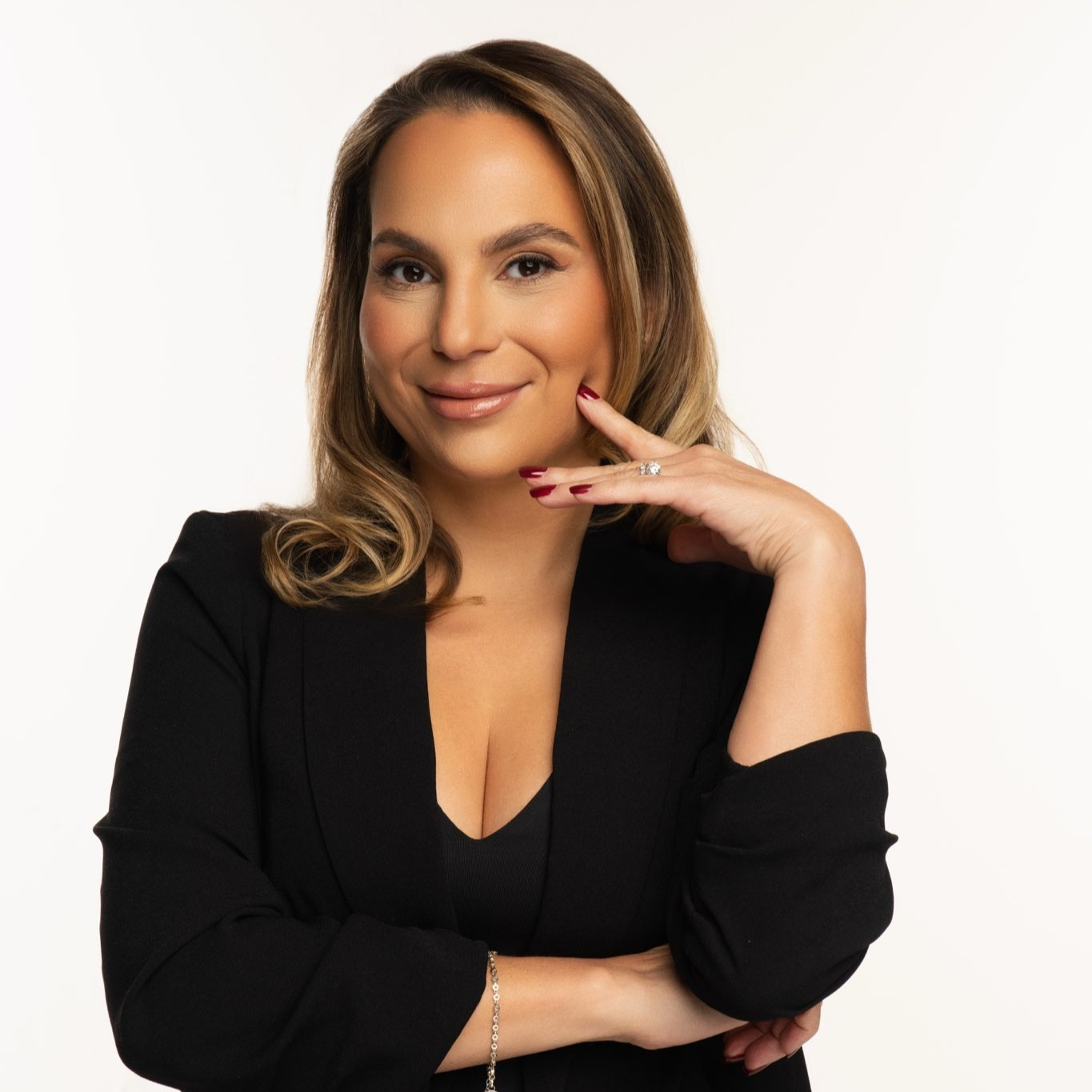 Diana Ambia - Mortgage Loan Originator
