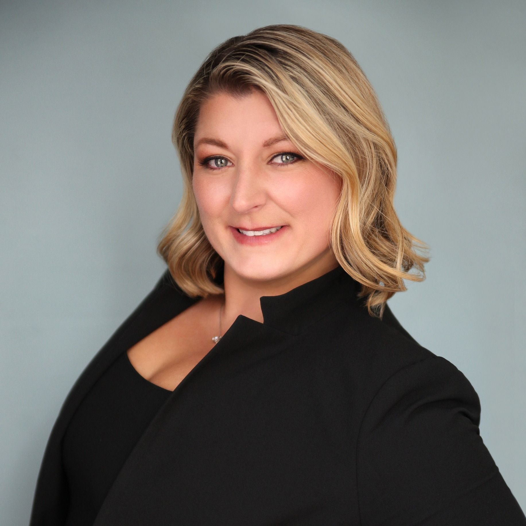Alex McDonald - RE/MAX Victory + Affiliates